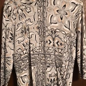 Beautiful sweater, has matching skirt